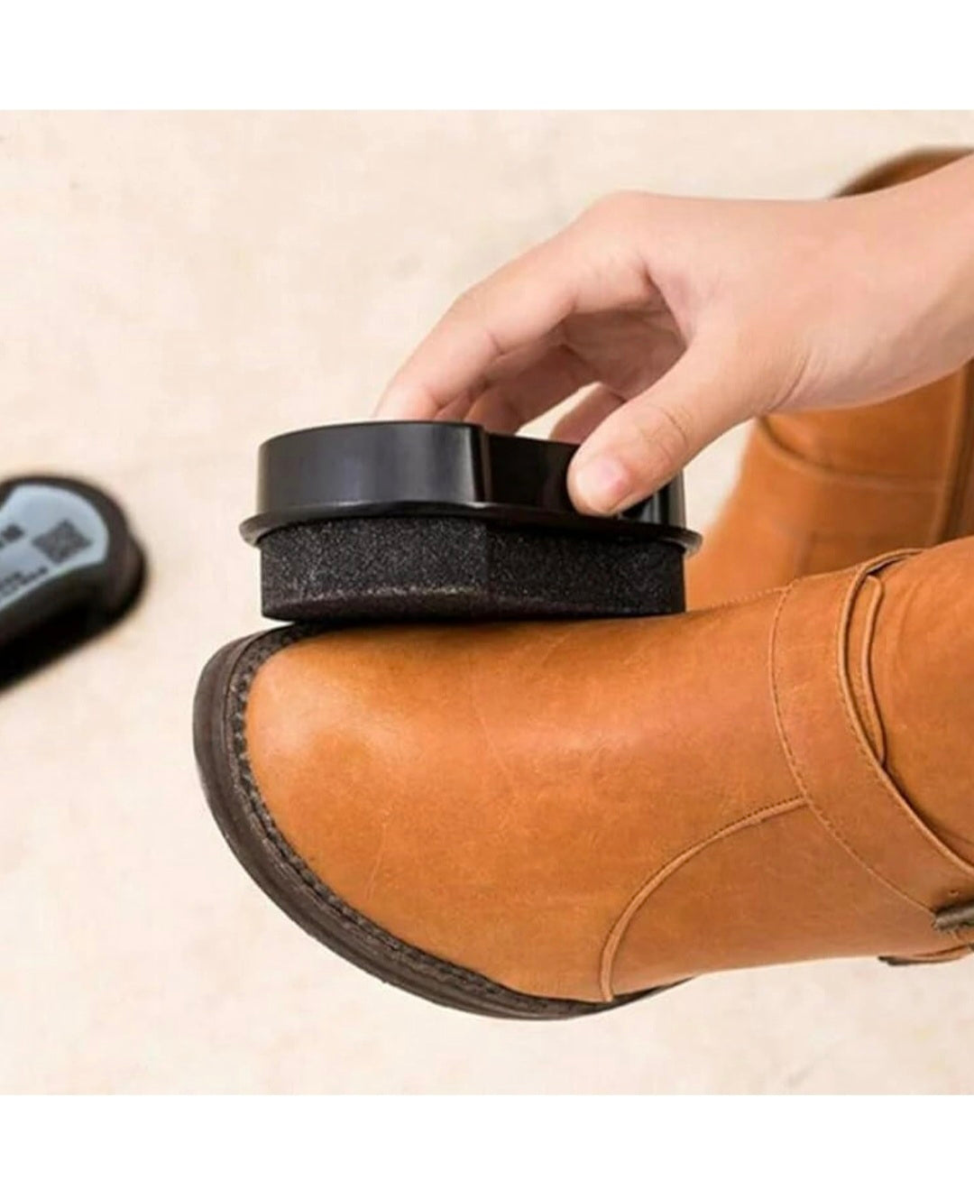 EMERCART Double Sided Shoe Cleaner Polish | Shoe Polish Sponge | Shoe Wax Brush | Shoe Polish Wipe | Shoes Care Accessories & Supplies (Pack of 2 PCs,Multicolor)